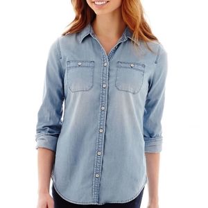 STYLUS denim botton down boyfriend shirt blouse